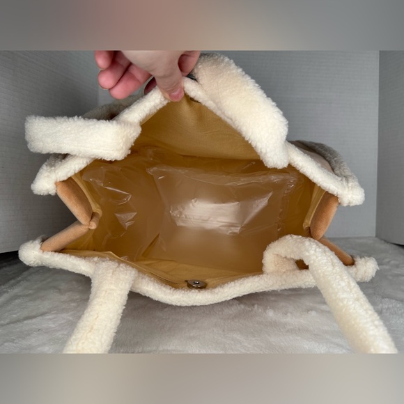 POP MART x The Monsters Labubu- Classic Bag Series- Plush Tote Bag Brown (US) - Picture 8 of 12